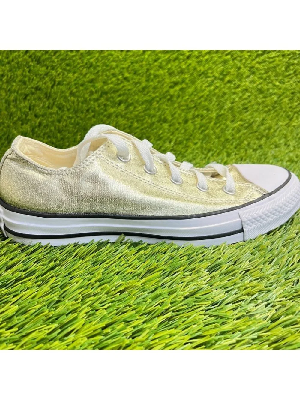 Converse Chuck Taylor All Star Low Womens Size 6 Gold Athletic Shoes Sneakers - Picture 1 of 10